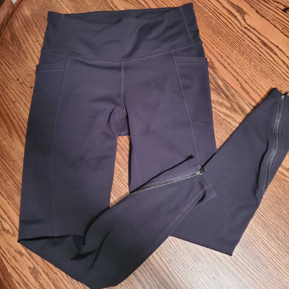 Athleta black leggings
